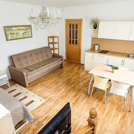 Siesta Apartment *